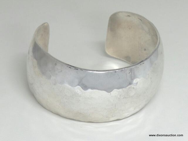 .925 NATIVE AMERICAN HAMMERED STERLING SILVER CUFF BRACELET. SIGNED BY J. WRIGHT (NAVAJO) TOTAL