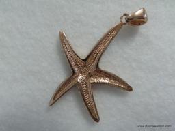 .925 STERLING SILVER WITH GOLD VERMEIL STARFISH PENDANT SET WITH BLACK OPAL 8 G. 1 7/8"L