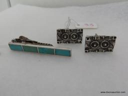 .925 MEN'S TIE BAR SET WITH TURQUOISE AND A PAIR OF .925 CUFFLINKS