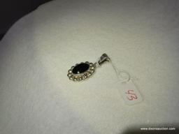 .925 PENDANT WITH ONYX 34 MM LONG
