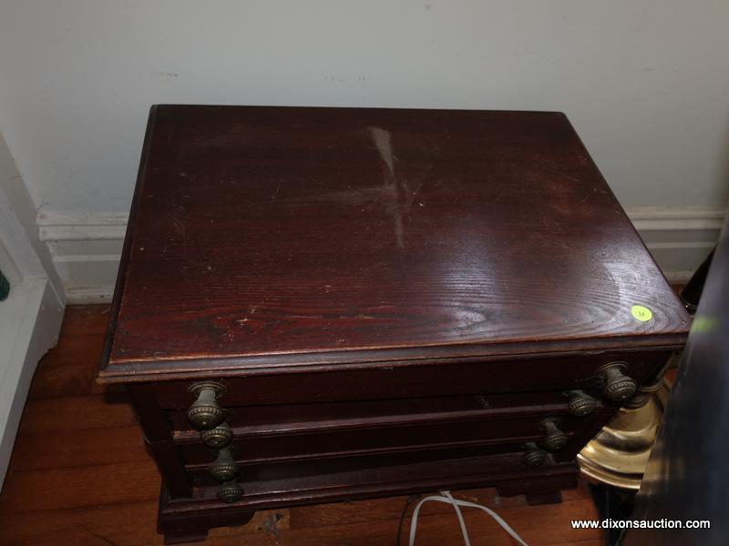 (LR) ANTIQUE OAK 4 DRAWER SPOOL CABINET- ORIGINAL FINISH- DOVETAIL DRAWERS WITH POPLAR