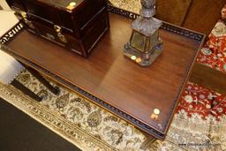 (WIN) VINTAGE MAHOGANY SIDE TABLE; LOVELY FRETWORK DETAIL ALONG THE EDGES OF THE TABLE MAKE THIS