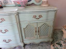 (BED) LIGHT GREEN FRENCH PROVINCIAL DRESSER WITH MIRROR BY BASSETT FURNITURE; 3 PANES OF GLASS ADORN