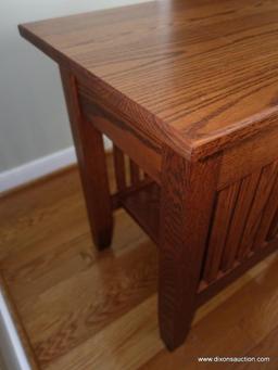 (LR) ONE OF THREE AMISH OAK FURN. CO. PRAIRIE MISSION STYLE END TABLE ( MATCHES #4, 17 AND 21)-ONE