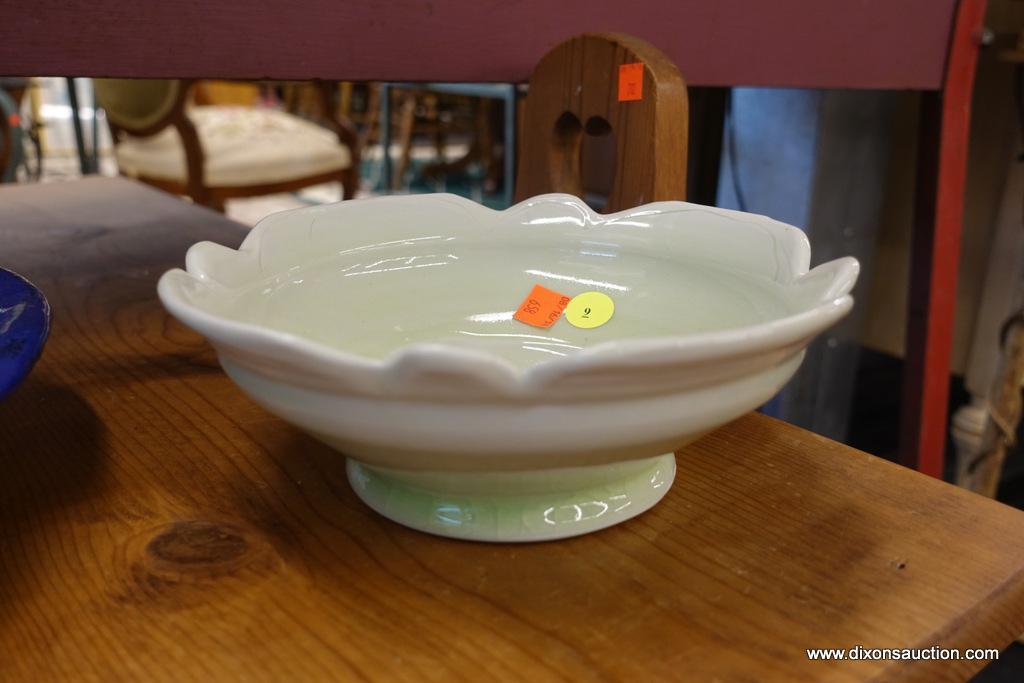 ROUND LIGHT GREEN POTTERY BOWL