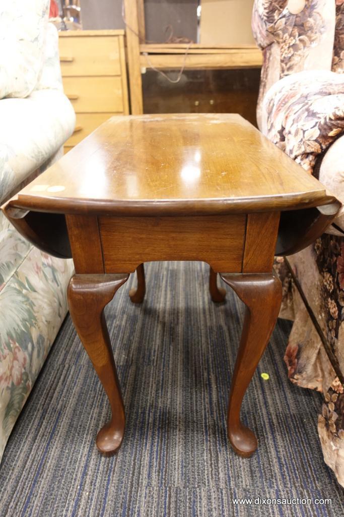 DROP LEAF SIDE TABLE