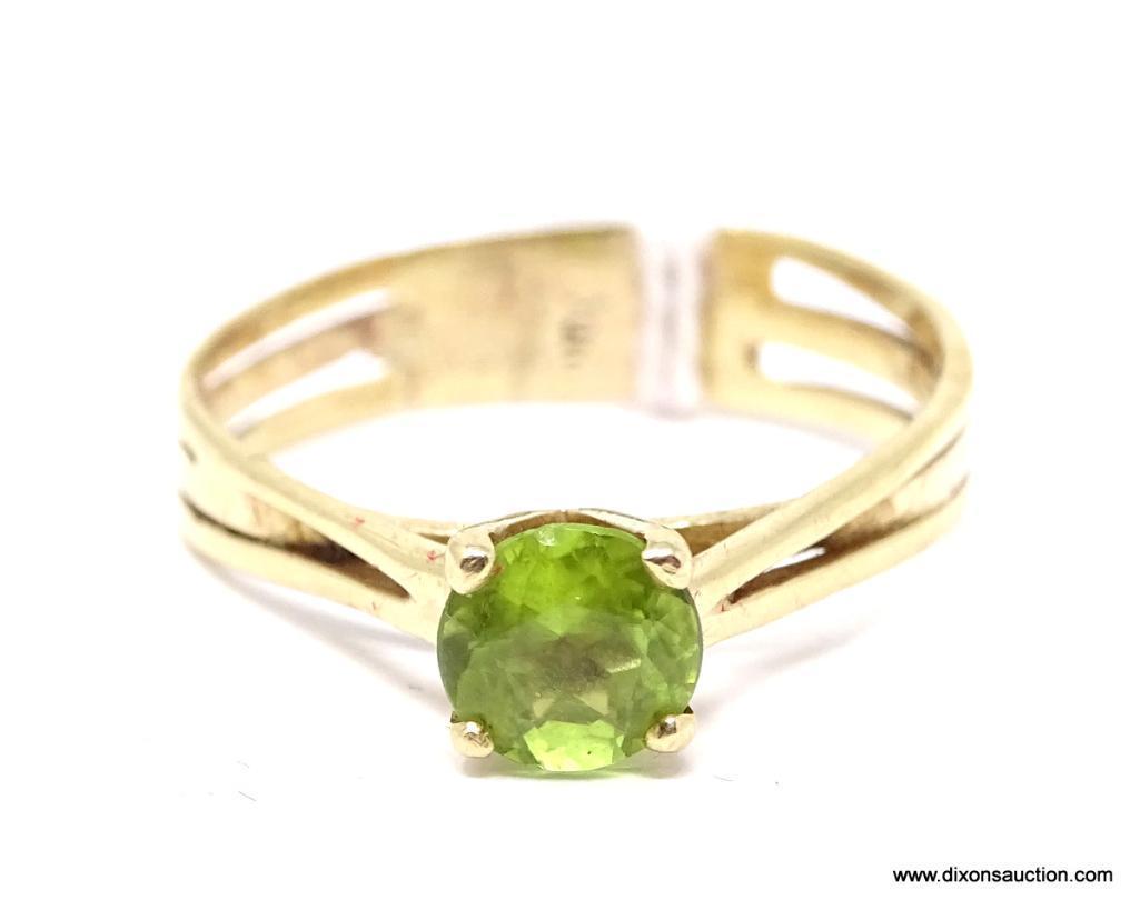 UNIQUE DESIGN PERIDOT RING SIZE 8.5