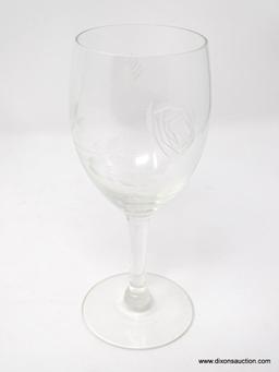 (DR) VINTAGE CUMBERLAND WINE GLASSES