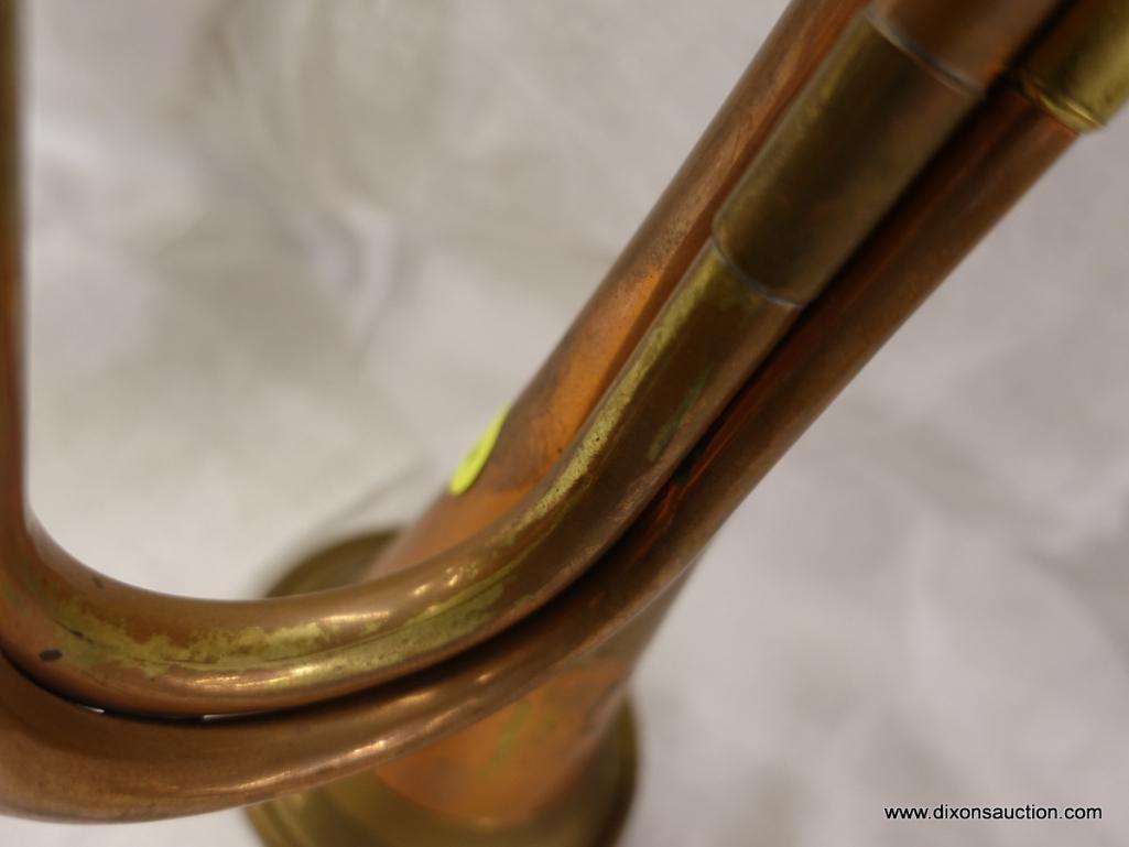 (DIS)DECORATIVE BRASS BUGLE