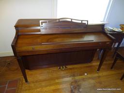 (LR) BALDWIN ACROSONIC WALNUT CONSOLE PIANO-SOUNDS GOOD- 58"W X 25"L X 36"H ( DELIVERY AVAILABLE