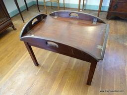 (DOWN BED) MAHOGANY BUTLER'S TRAY TOP COFFEE TABLE-VERY GOOD CONDITION- 28"W X 21" X 20"H