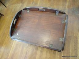 (DOWN BED) MAHOGANY BUTLER'S TRAY TOP COFFEE TABLE-VERY GOOD CONDITION- 28"W X 21" X 20"H