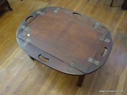 (DOWN BED) MAHOGANY BUTLER'S TRAY TOP COFFEE TABLE-VERY GOOD CONDITION- 28"W X 21" X 20"H