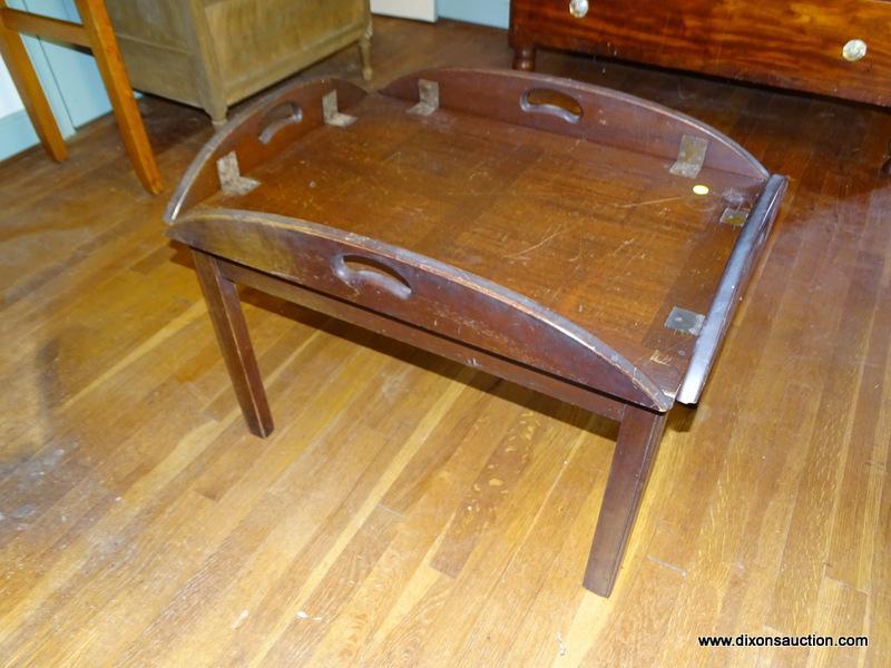 (DOWN BED) MAHOGANY BUTLER'S TRAY TOP COFFEE TABLE-VERY GOOD CONDITION- 28"W X 21" X 20"H