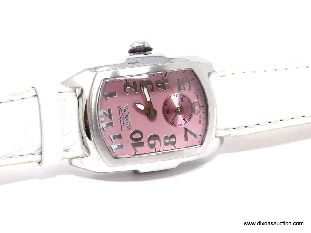 Invicta 2152 ladies' watch in fabulous pre-owned condition. All silver tone stainless steel case