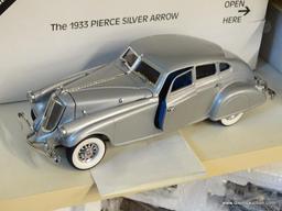 PIERCE SILVER ARROW; THE DANBURY MINT 1933 PIERCE SILVER ARROW 1:24 SCALE MODEL CAR WITH THE