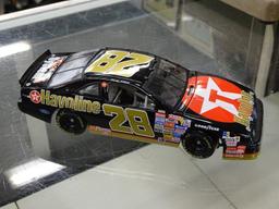 (R3) NASCAR 1:24 DIECAST COLLECTIBLE STOCK CAR; DAVEY ALLISON #28 HAVOLINE 1990 FORD THUNDERBIRD.