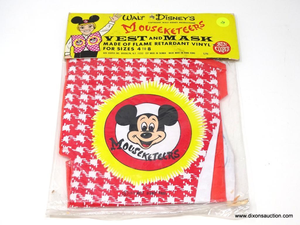 1960'S WALT DISNEY MOUSEKETERS COSTUME WITH MASK. SEAL IN ORIGINAL PACKAGING. MEASURES 9.5 IN X 13