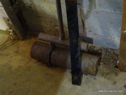 (GAR) ROLLER BAR; METAL ROLLER BAR FOR SMOOTHING OUT LINOLEUM FLOORING