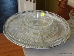 (DR) VINTAGE GLASS SERVING TRAYS LOT; 4 TOTAL ITEMS INCLUDING A FOSTORIA AMERICAN CUBE PATTERNED