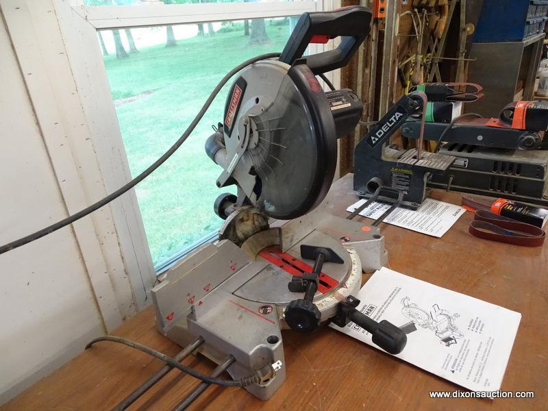 (WSHOP) CRAFTSMAN 10 IN COMPOUND MITER SAW; MODEL 315.243150. HAS MANUAL. IS IN VERY GOOD CONDITION