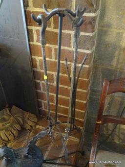 (BAS) MISC LOT; LOT INCLUDES 4 PC FIREPLACE TOOL SET WITH 2 POCKETS, TONGS AND STAND MEASURING 31 IN