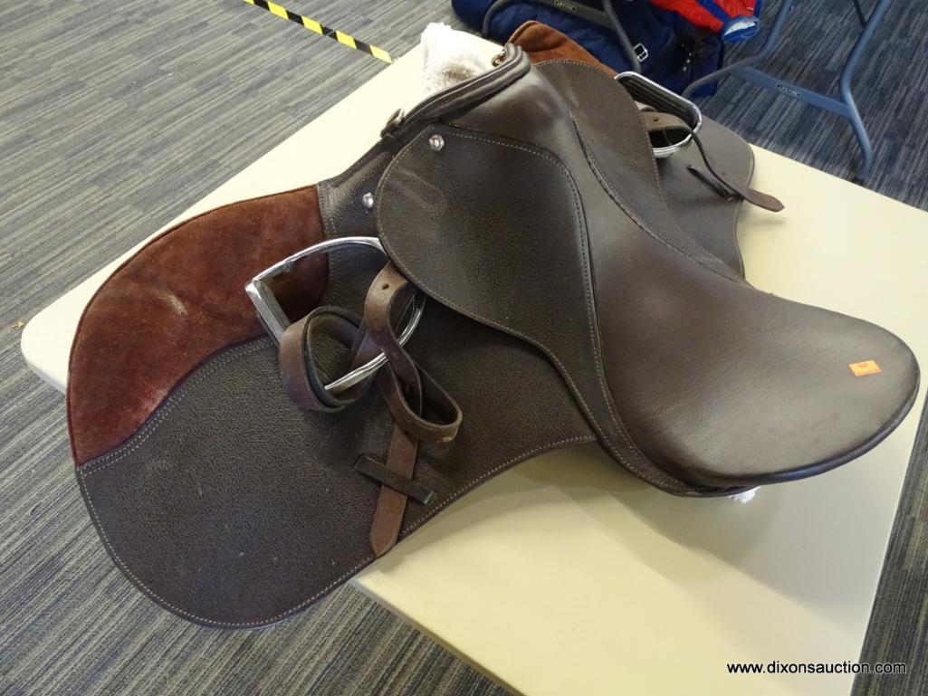 LEATHER 18 1/2 IN HORSE SADDLE; COMES WITH A FLEECE SADDLE PAD WITH SUEDE DETAILING. IS DARK BROWN