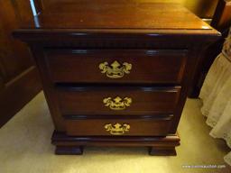 (MBR) MAHOGANY NIGHTSTAND; ONE OF A PAIR. THIS GHITSTAND HAS DENTIL MOLDING ALONG THE TOP, AND HAS 3