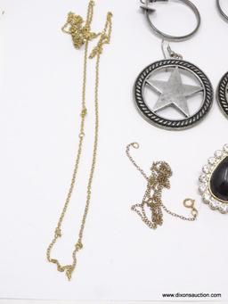 LOT OF ASSORTED COSTUME JEWELRY; LOT INCLUDES A PAIR OF EARRINGS WITH A STAR INSIDE OF A CIRCLE, A