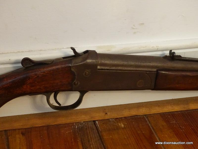 (MBR) ANTIQUE .30 CALIBER RIFLE; ANTIQUE RIFLE WITH WOODEN STOCK. MADE BY SAVAGE ARMS CORPORATION.