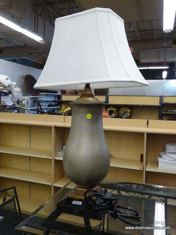 CONTEMPORARY URN STYLE TABLE LAMP WITH RECEPTACLES BUILT IN TO BASE; BALL FINIAL AT TOP, WITH OBLONG