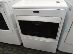 Maytag 7.4-cu ft Gas Dryer (White)