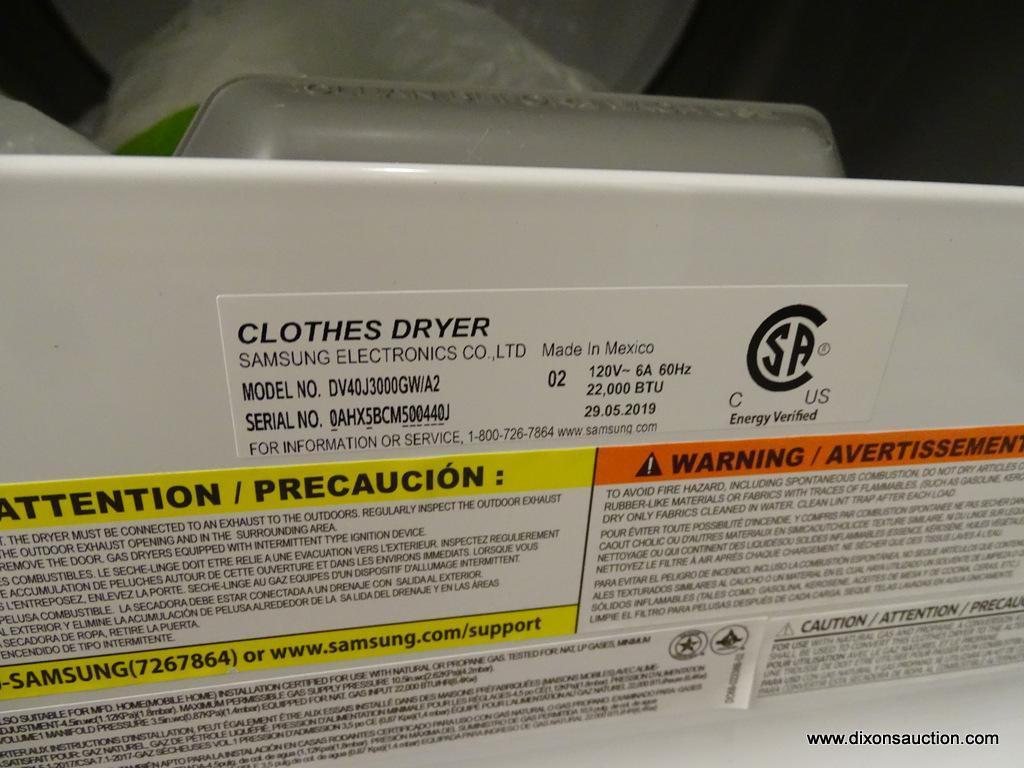 Samsung 7.2-cu ft Gas Dryer (White)