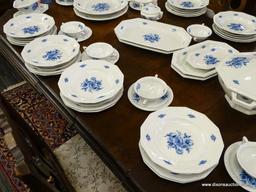 (R1) LOT OF ROSENTHALE SELB GERMANY MARIA BLUE FLORAL CHINA; 104 PIECE SET OF ROSENTHAL CHINA TO