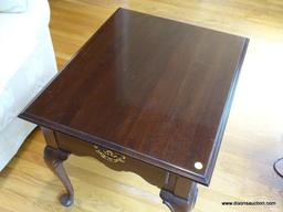 (LR) END TABLE; ONE OF A PR. OF ETHAN ALLEN CHERRY QUEEN ANNE END TABLES, ONE DRAWER DOVETAILED WITH