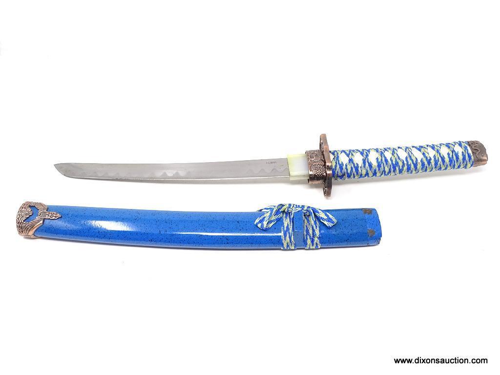 SHORT JAPANESE KATANA; SHORT SAMURAI SWORD WITH A BLUE WOODEN SHEATH AND BRONZE CAPS WITH DRAGON