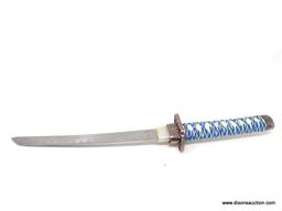 SHORT JAPANESE KATANA; SHORT SAMURAI SWORD WITH A BLUE WOODEN SHEATH AND BRONZE CAPS WITH DRAGON