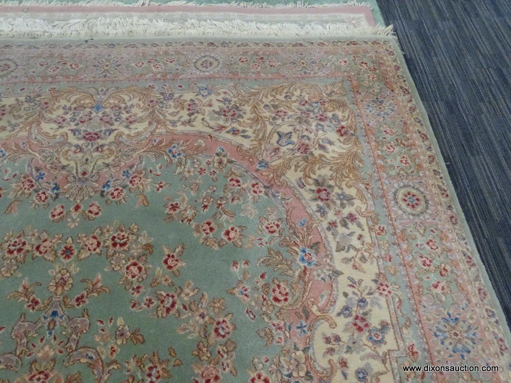 HAND KNOTTED AREA RUG; BEAUTIFUL HAND KNOTTED FLORAL RUG IN HUES OF MINT GREEN, CREAM, BLUE AND