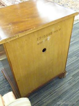 ETHAN ALLEN END TABLE; SOLID AFRICAN MAHOGANY END TABLE WITH REEDED CARVED DETAILING ALONG THE SIDE,