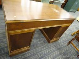 WOODEN DESK; WOOD GRAIN DESK WITH 3 TOP DOVETAIL DRAWERS AND 2 LOWER DOVETAIL DRAWERS ON THE LEFT
