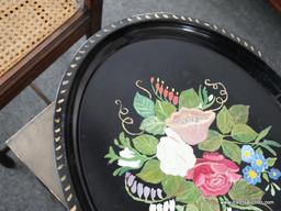 (R4) PAINTED TRAY; OVAL TOLE PAINTED TRAY. MEASURES 18 IN X 14 IN.