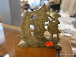 (R1) METAL BOOKEND; GOLD TONED METAL BOOKEND OF A LARGE 1600'S SHIP.