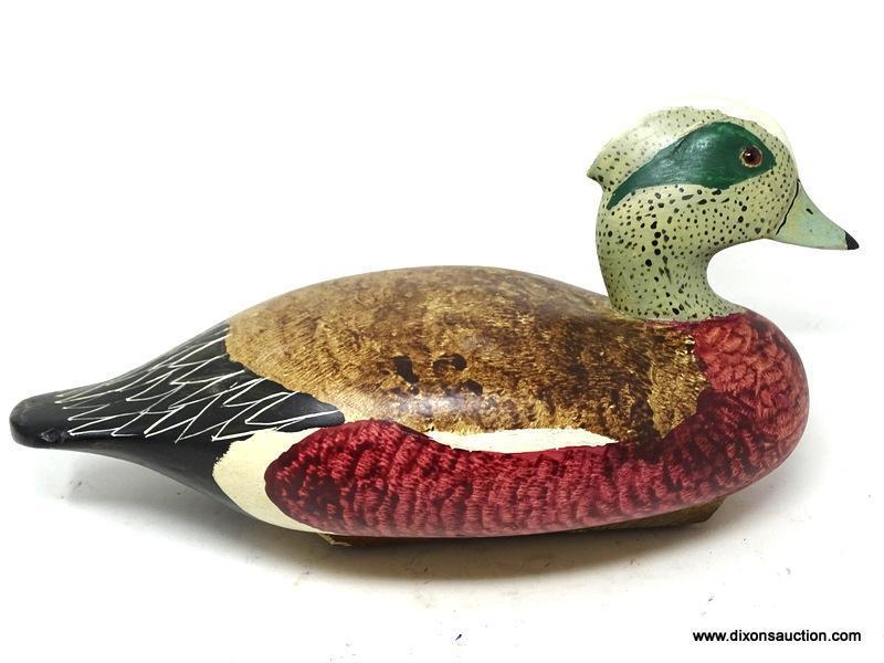 BALDPATE DRAKE DECOY. SOLID BALSA WOOD BODY. PROFESSIONALLY RESTORED PAINT BODY. ATTACHED WOODEN