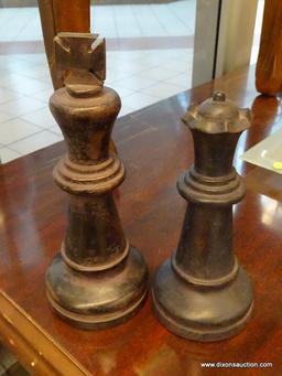 (WINDOW) KING AND QUEEN, PAINTED CHESS PIECE DECORATIONS.