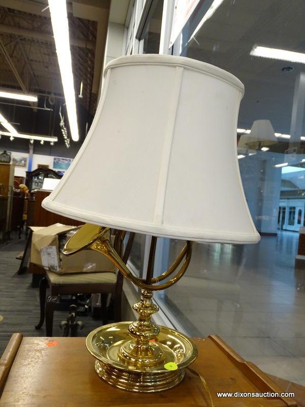 (WINDOW) FRENCH HORN TABLE LAMP; BRASS TABLE LAMP WITH A SAUCER SHAPED BASE AND A TURNED POLE STEM