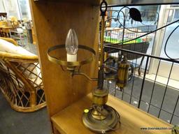 (R1) TABLE LAMP; BRUSHED BRONZE FINISHED VINTAGE-STYLE TABLE LAMP WITH TURNED BASE. MEASURES 18.25