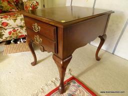 (LR) WELLS FURNITURE COMPANY QUEEN ANNE SIDE TABLE; 1 IN A PAIR OF CHERRY, SINGLE DRAWER, QUEEN ANNE