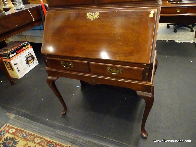 (R1) QUEEN ANNE SECRETARY DESK; MAHOGANY, 2 PC FLIP FRONT SECRETARY DESK. TOP PIECE HAS A FLARED