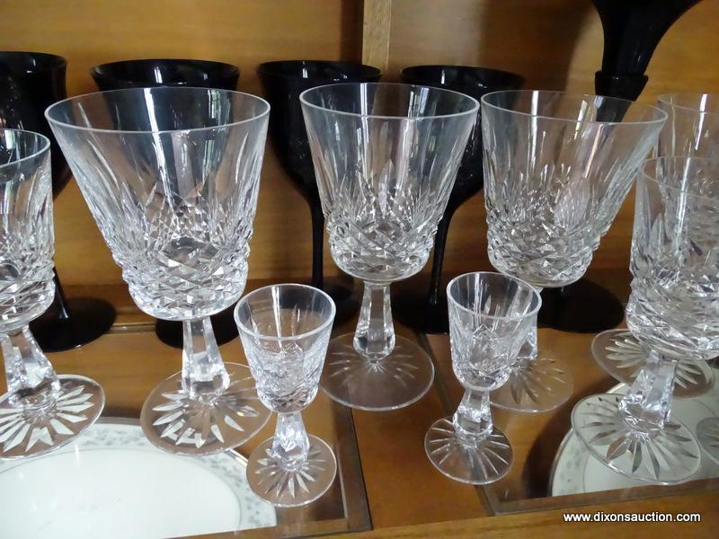 (DR) LOT OF ASSORTED CRYSTAL GLASSWARE; SHELF LOT TO INCLUDE A SET OF 8 CORDIAL GLASSES, A SET OF 8