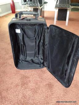 (DR) PAIR OF SUITCASES; 2 PIECE LOT TO INCLUDE A BLUE SAMSONITE SUITCASE (19" X 9" X 27") AND A DARK